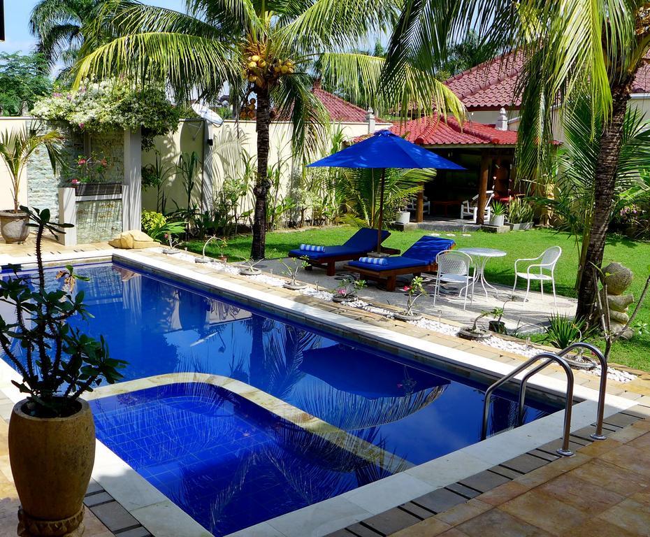 Villa Stella Garden Senggigi Bagian luar foto