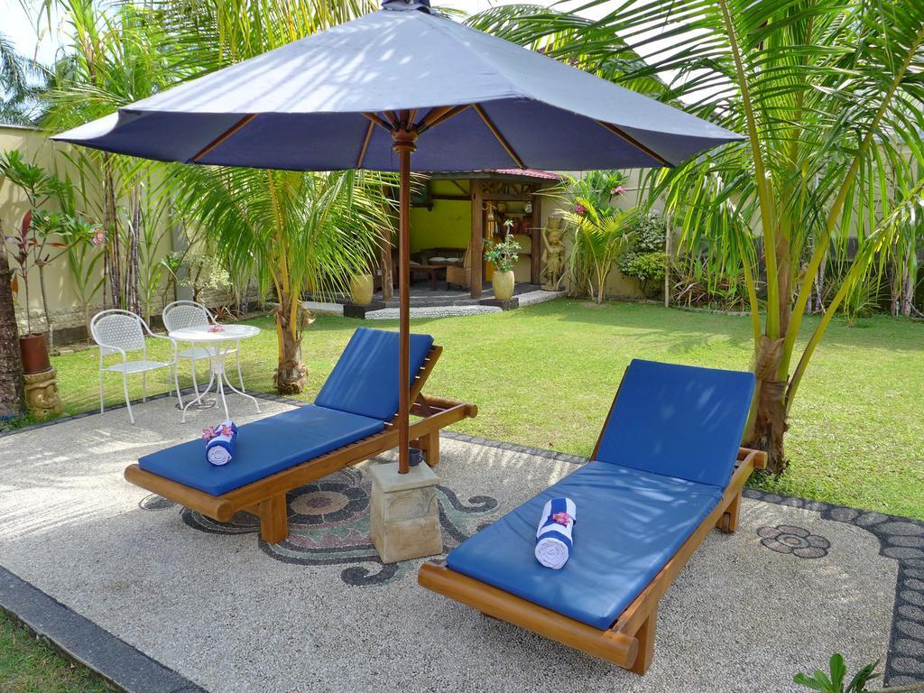 Villa Stella Garden Senggigi Bagian luar foto