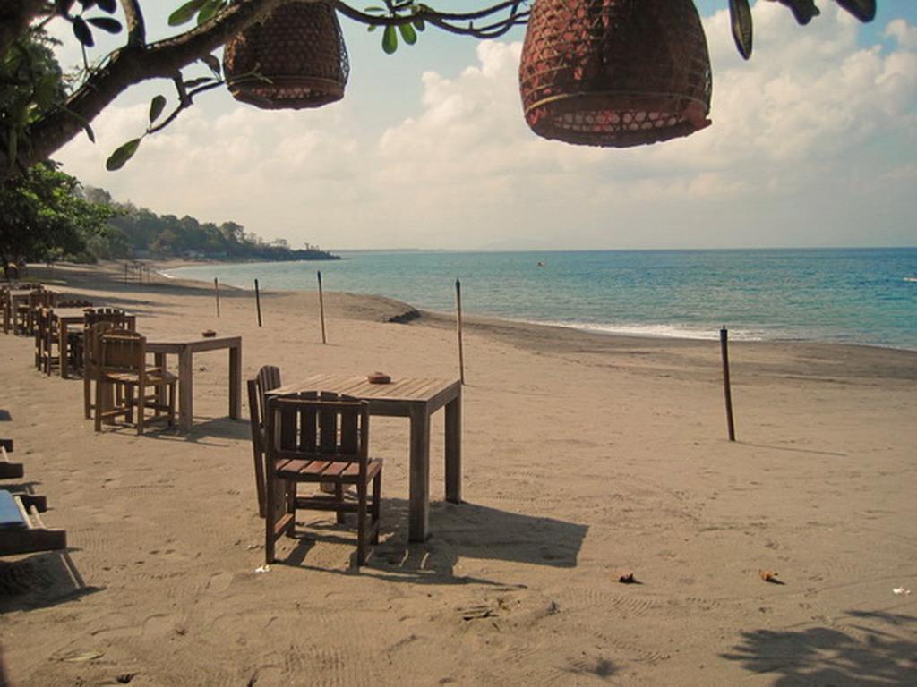 Villa Stella Garden Senggigi Bagian luar foto